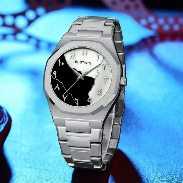 Main view of AURA Timepiece No. 25