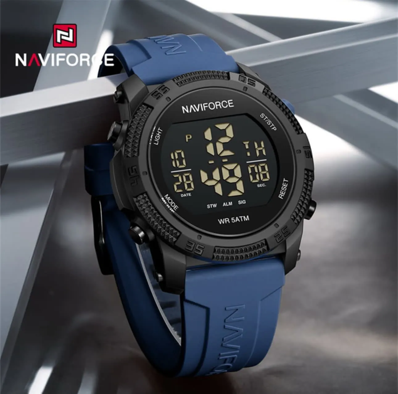 Main view of AURA Timepiece No. 28